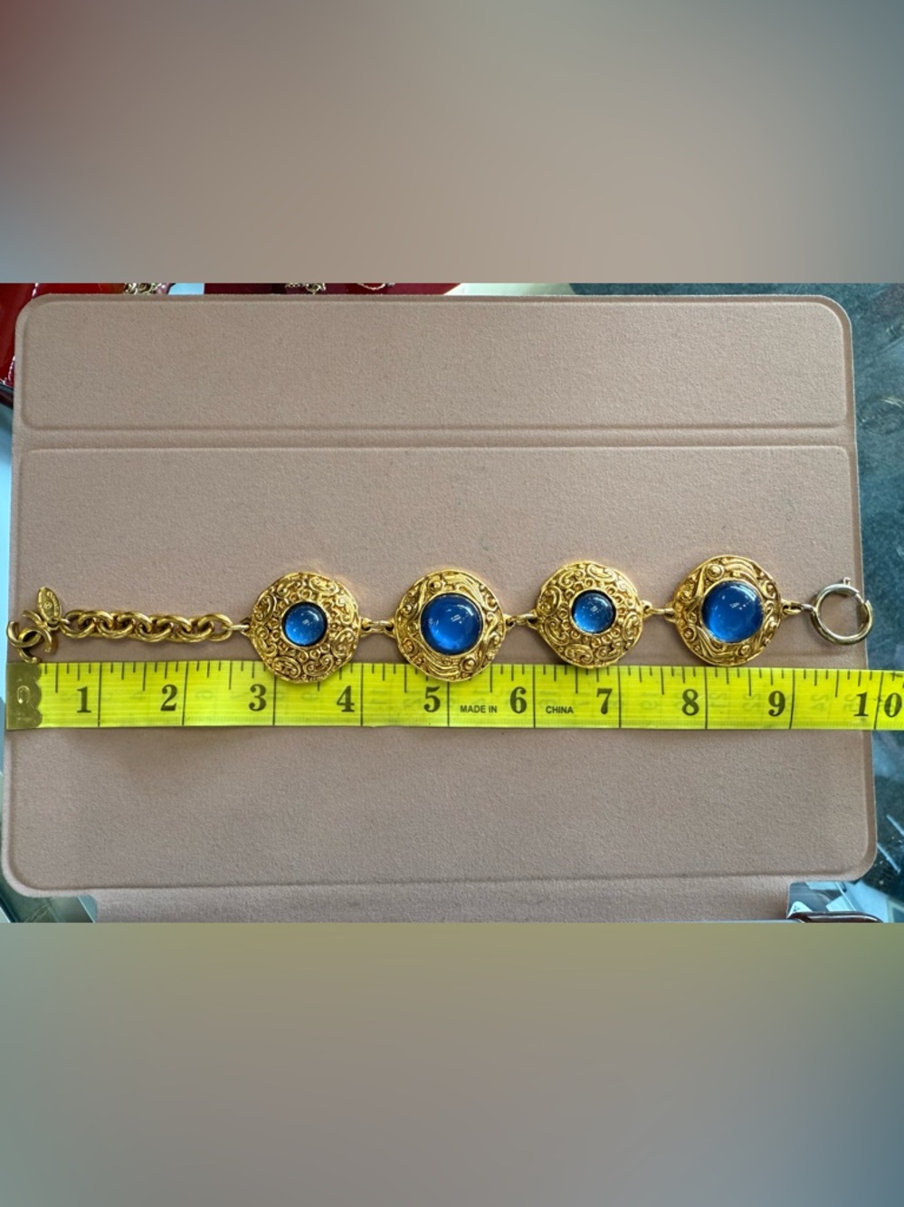 Pre Owned CHANEL Gold-Tone Bracelet with Blue Cabochons - Picture 16 of 16